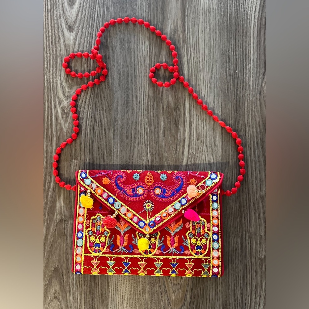New With No Tag Red Background Colorful  Embodied Purse /Clutch